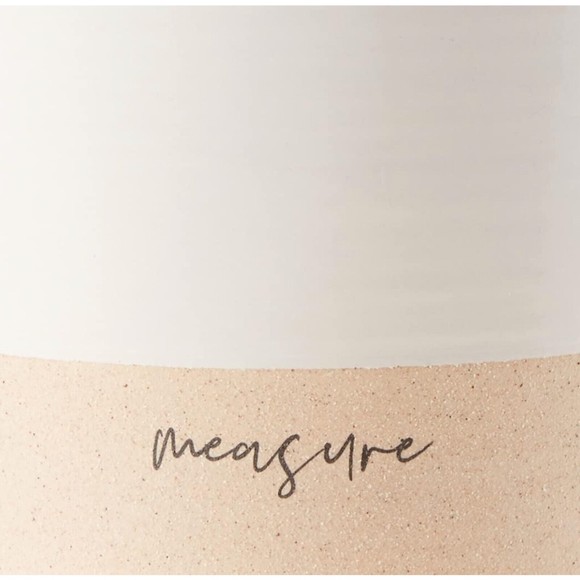 MUD PIE Home Farmhouse Stoneware Liquid Measuring Cup Ounces (OZ) and Cups (C) - Picture 6 of 6